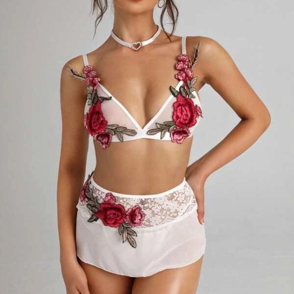 4pack Appliques Costume Set With Choker
